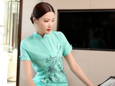 东莞市忆影芳华服装有限公司