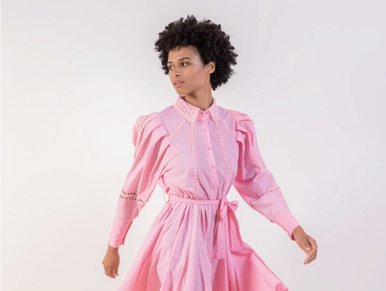 东莞市蓝彩服装有限公司